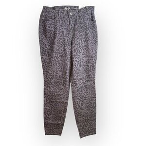Style & Co Mid Rise Curvy Fit Leopard Print Jeans‎ Size 4 New With Tags